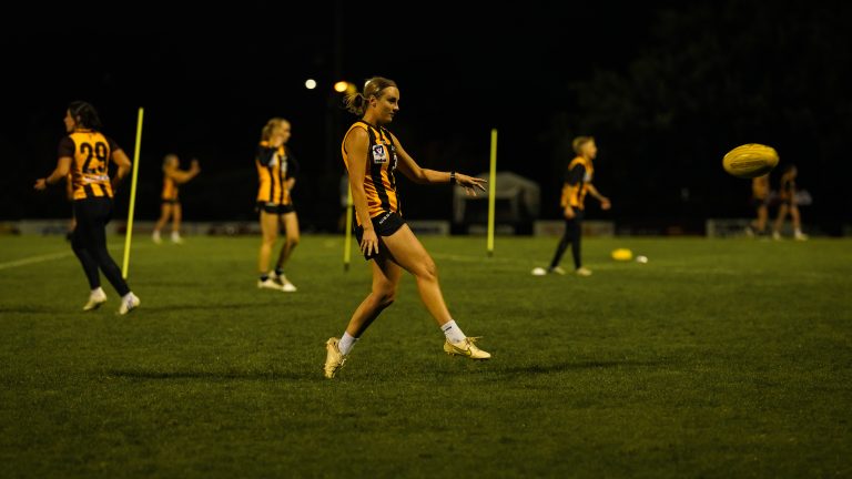 VFLW R9 team: A special debut awaits